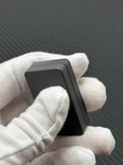 Mute Zirconium