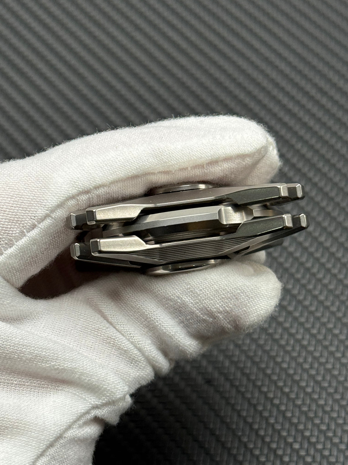 Manzala Titanium