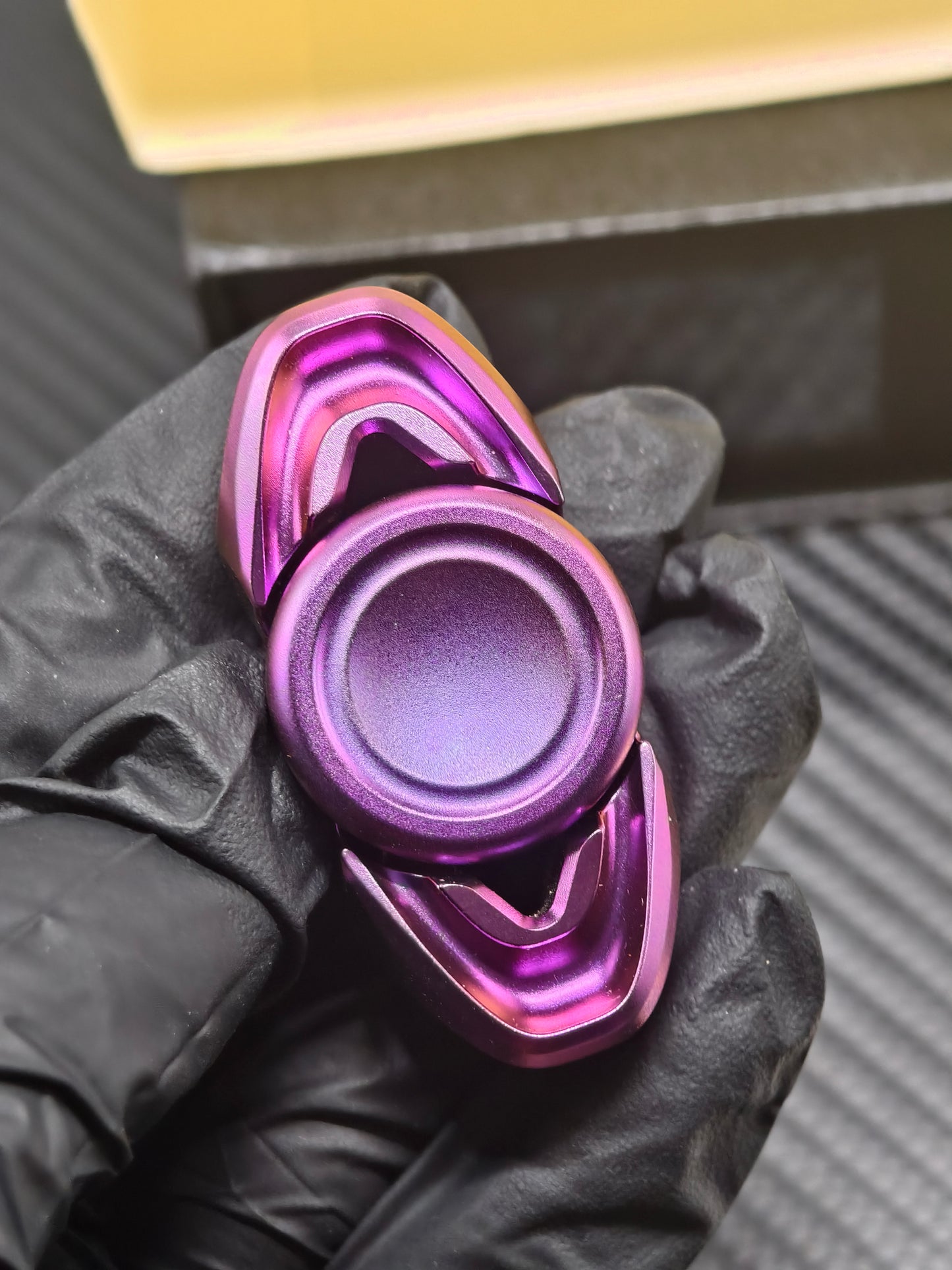 Pan Yixian Zirconium