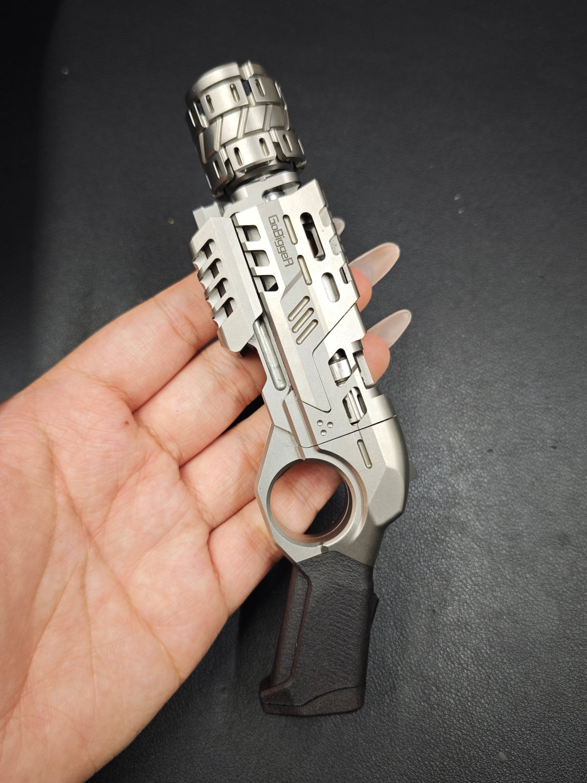 Punnk Titanium