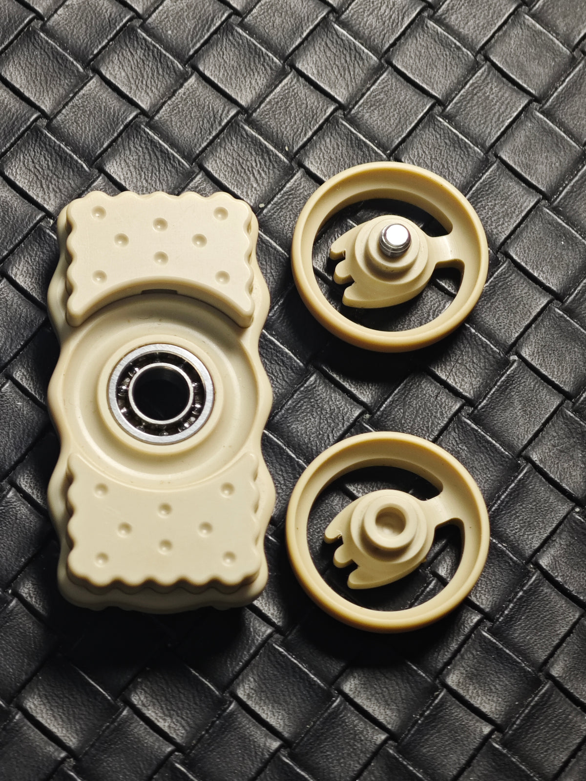 Biscuit Modular PEEK