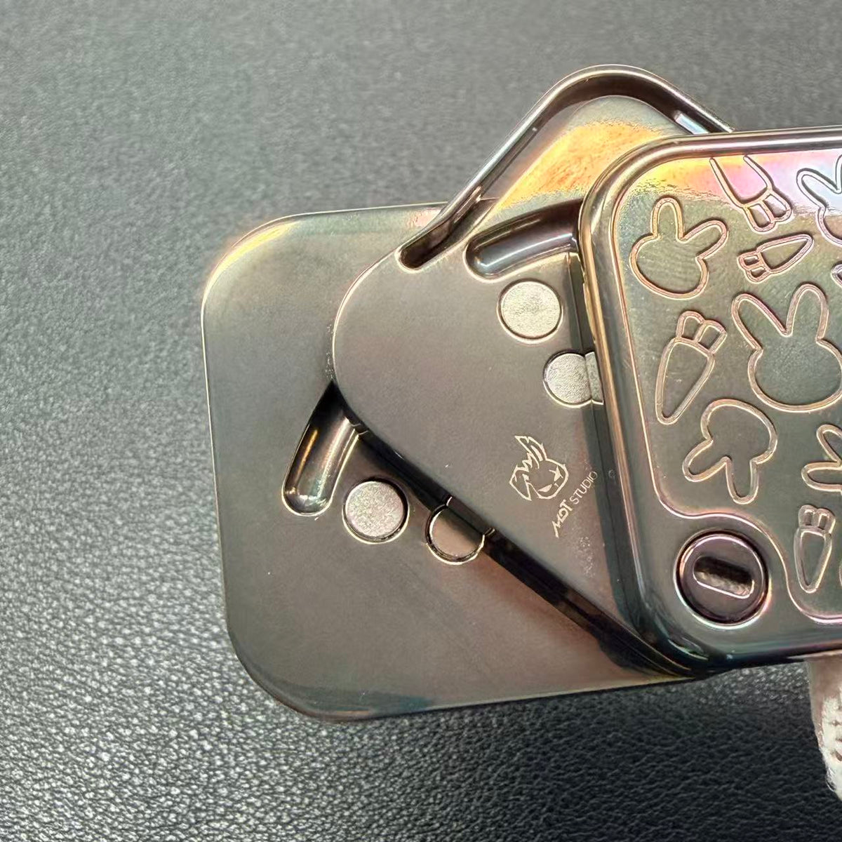 SNAP Zirconium Oil Slick