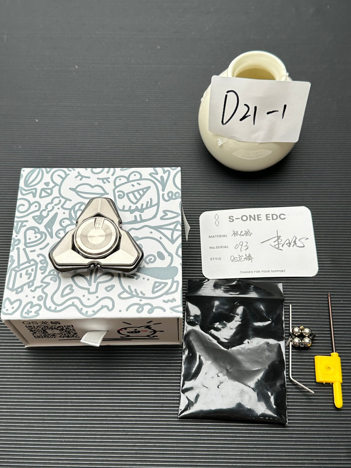 Qs Titanium