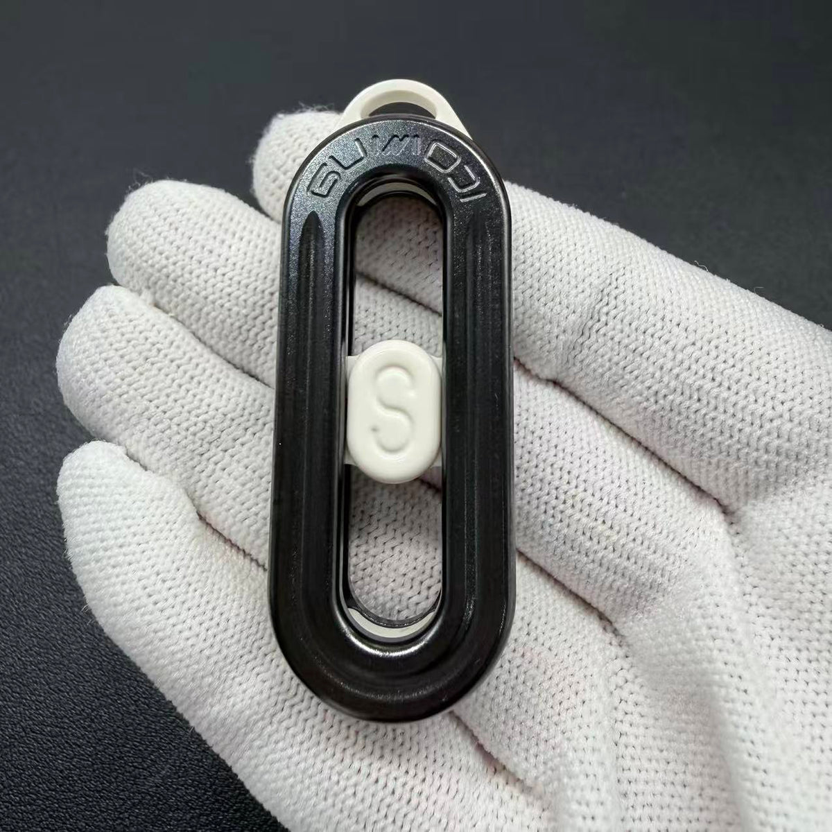 Kong Zirconium