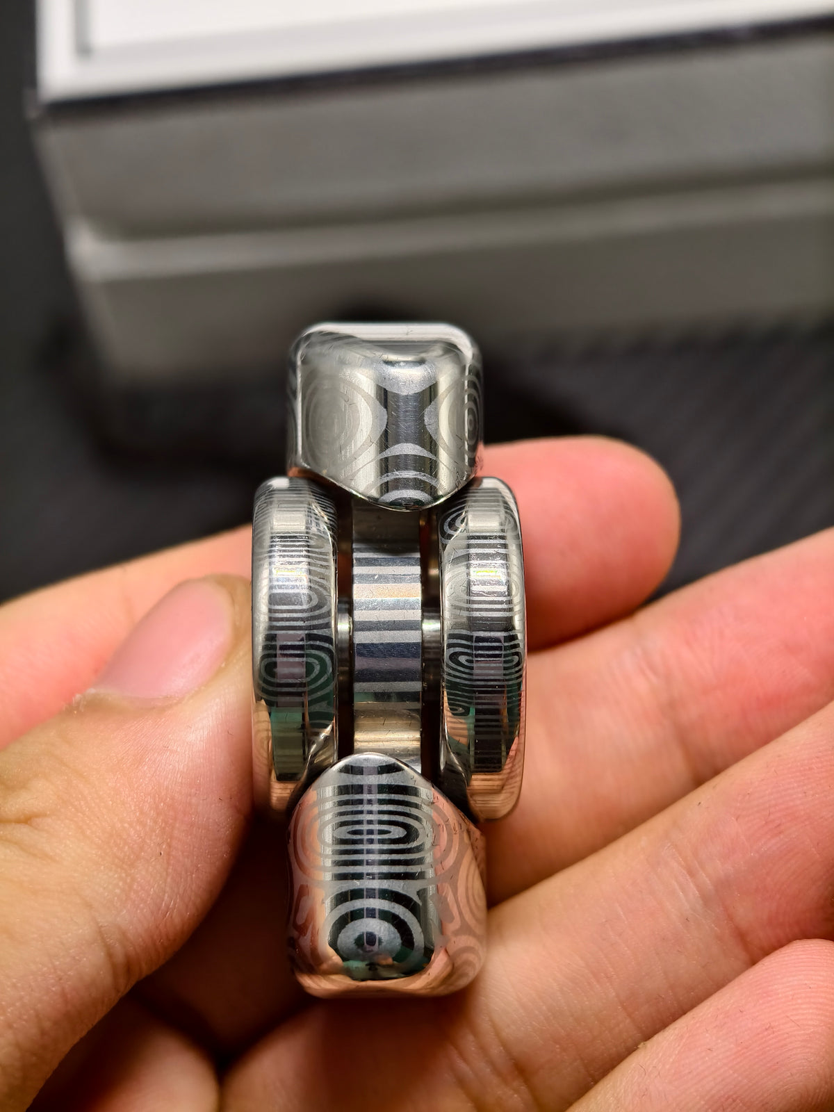 Lipstick Damasteel