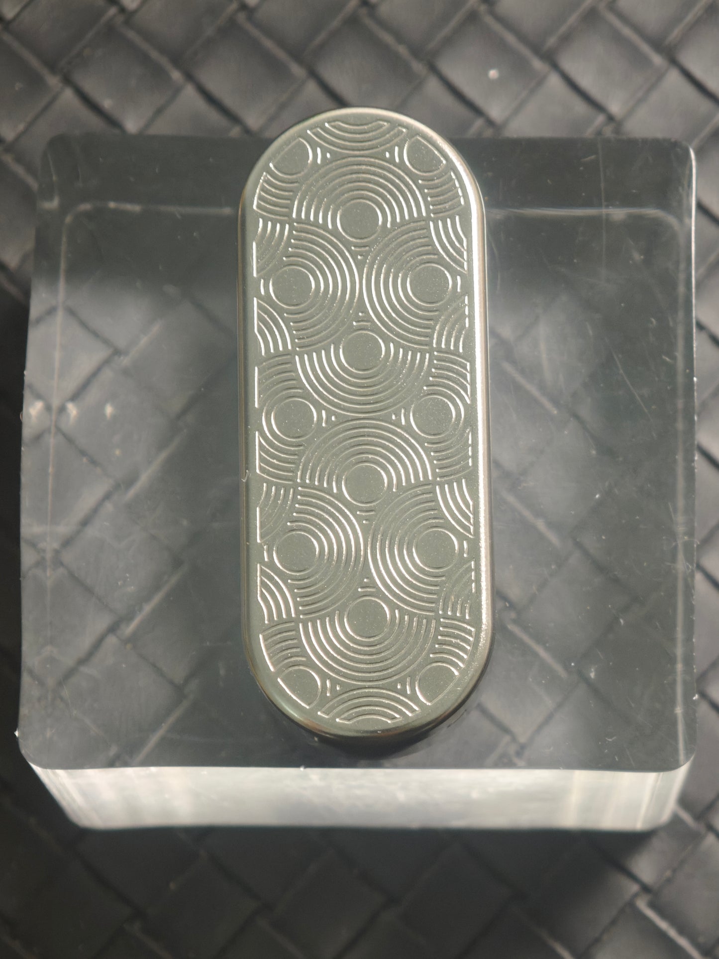 Ming Yin Titanium