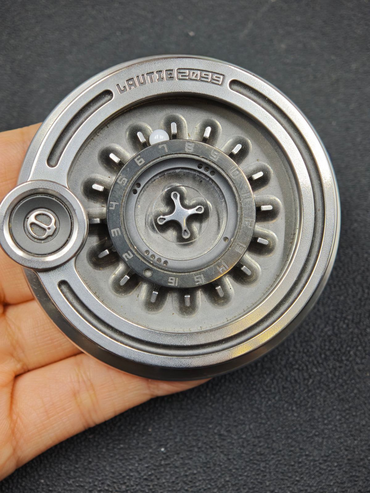 Carnival Roulette Zirconium