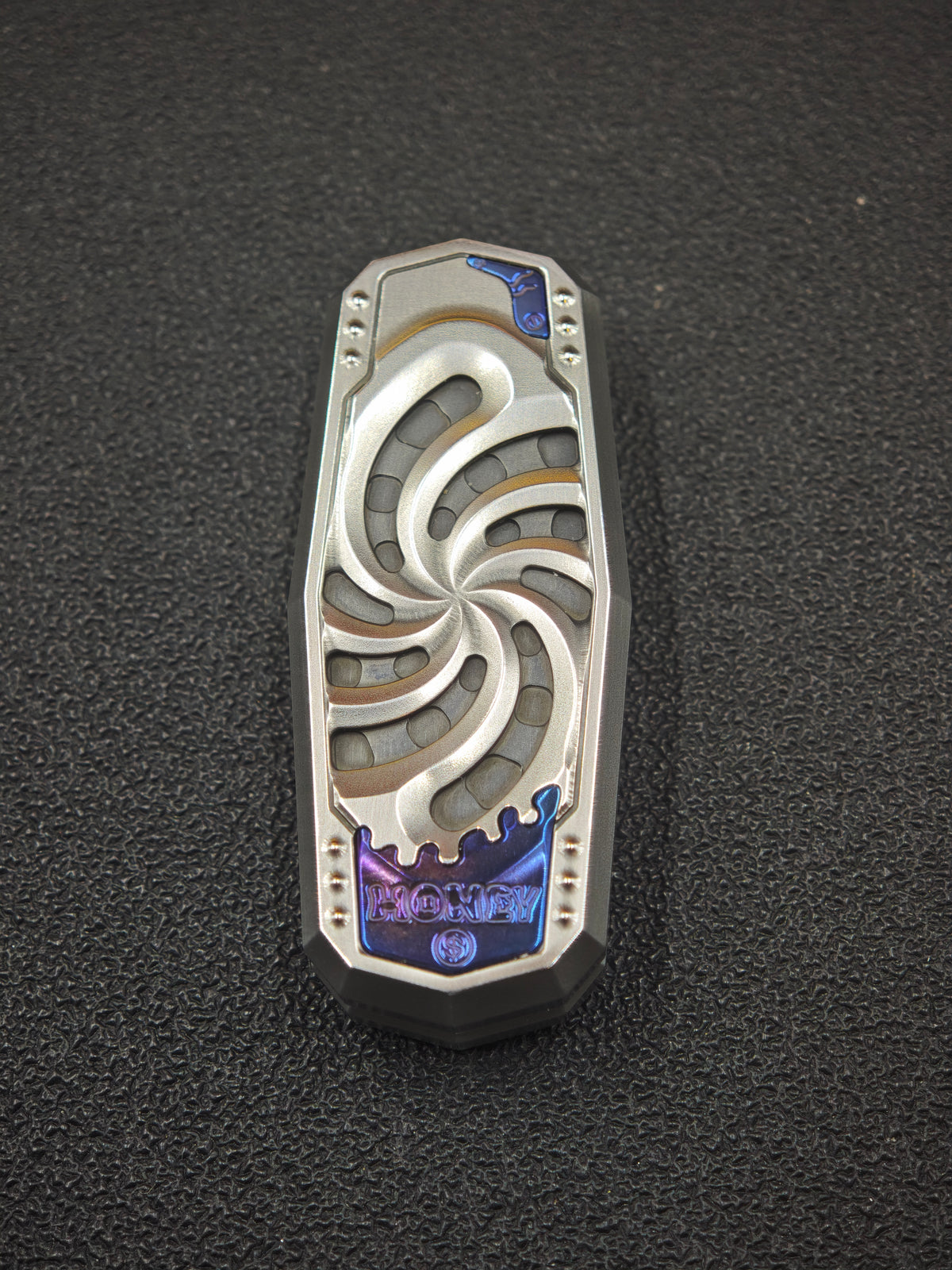 Monolith Stainless Steel Distressed