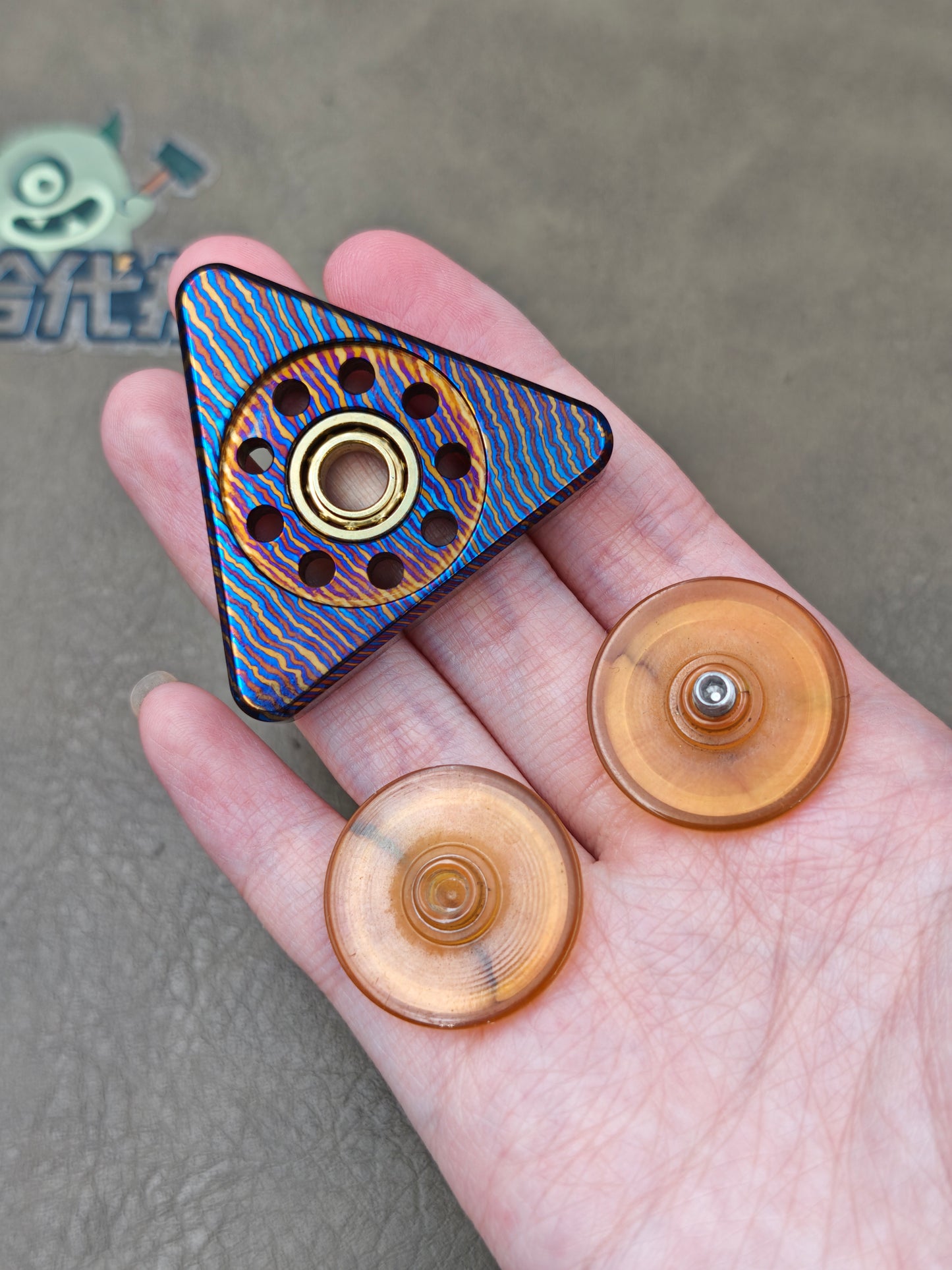 Little Triangle Titanium PEI Mokuti