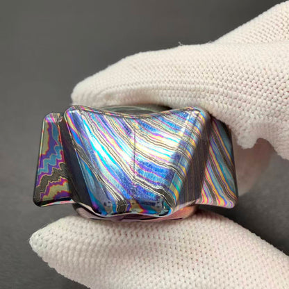 Yaezakura Zircuti
