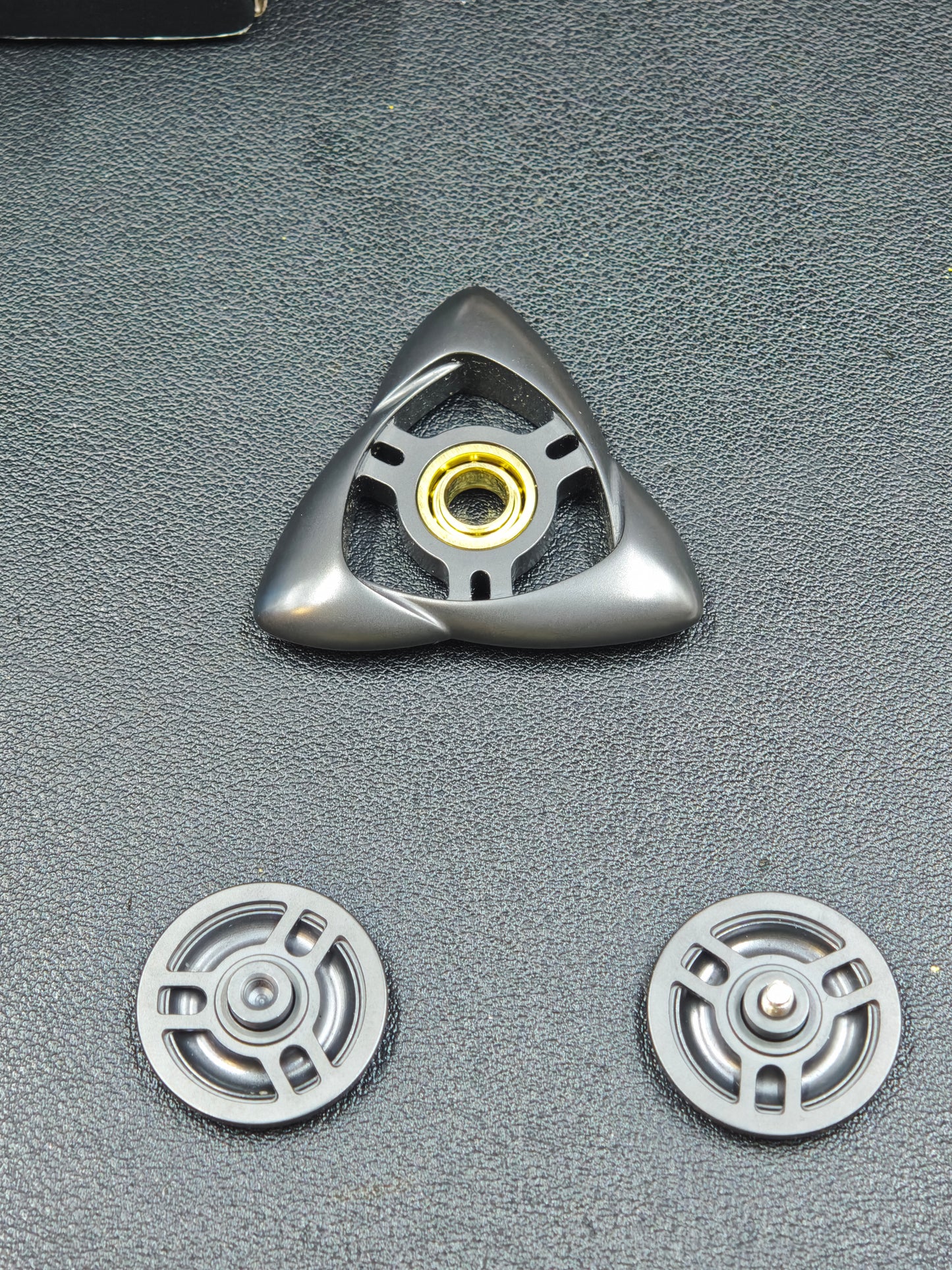 Wind Zirconium