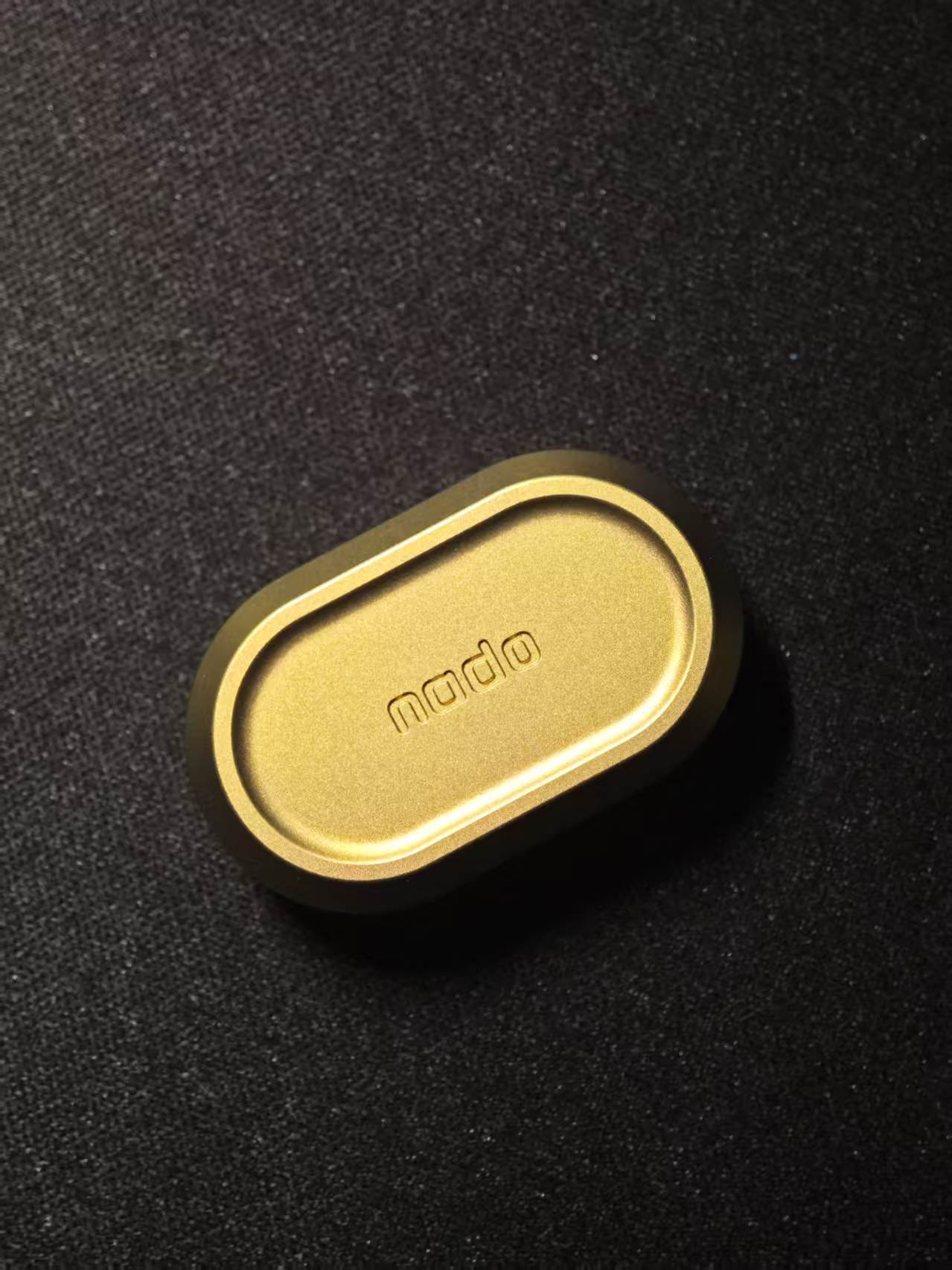 Nado Titanium