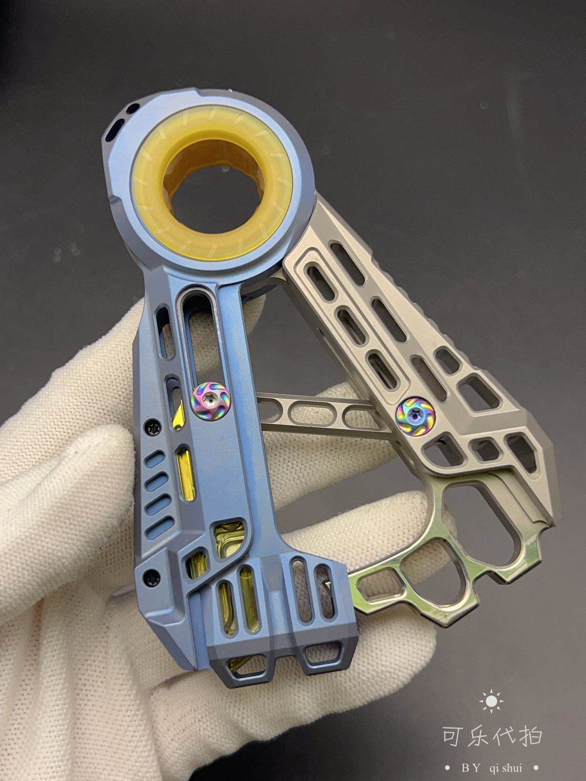 Qi Hang Titanium