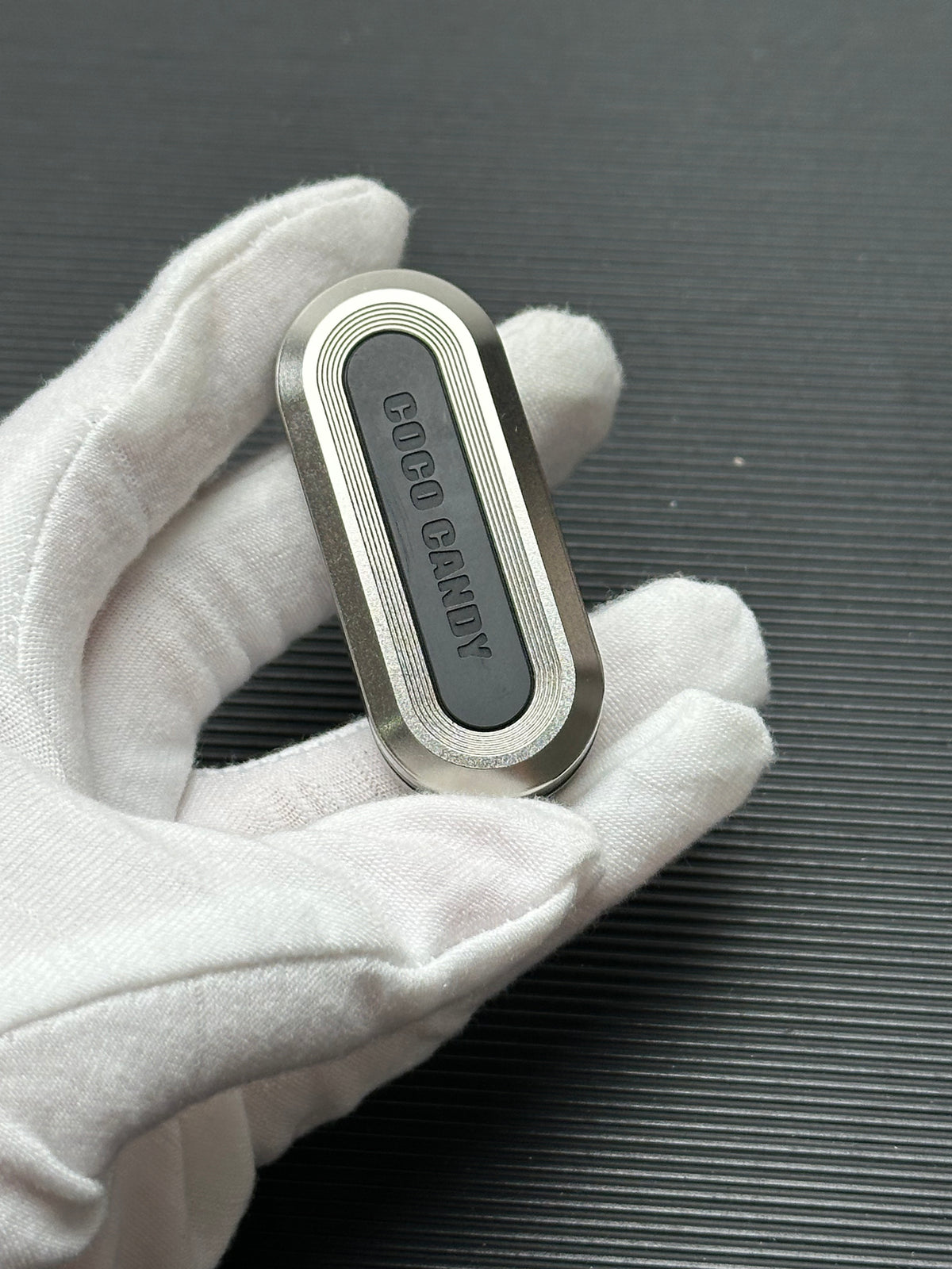 Coco Candy Titanium