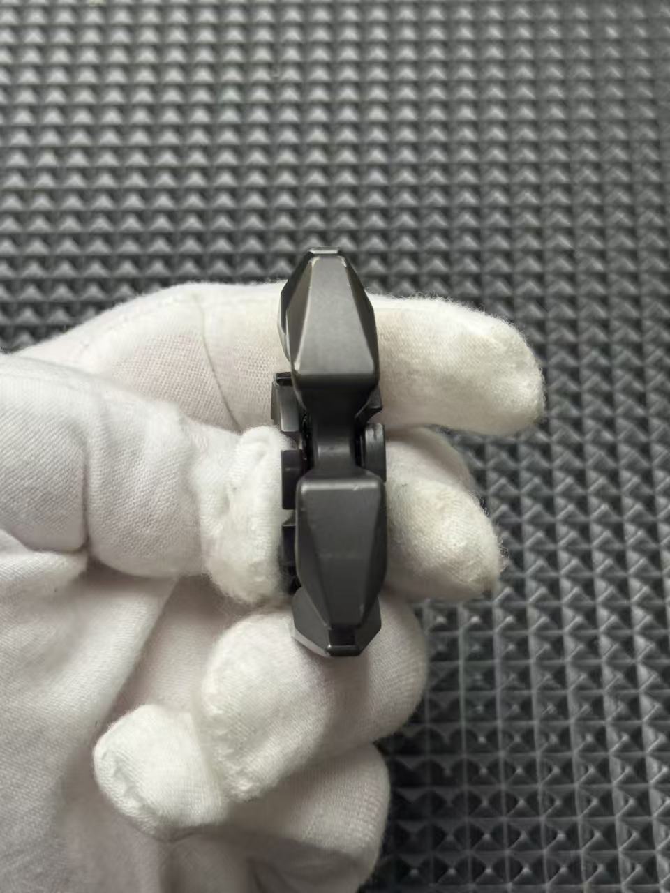Scorpio Bearing Cap Zirconium