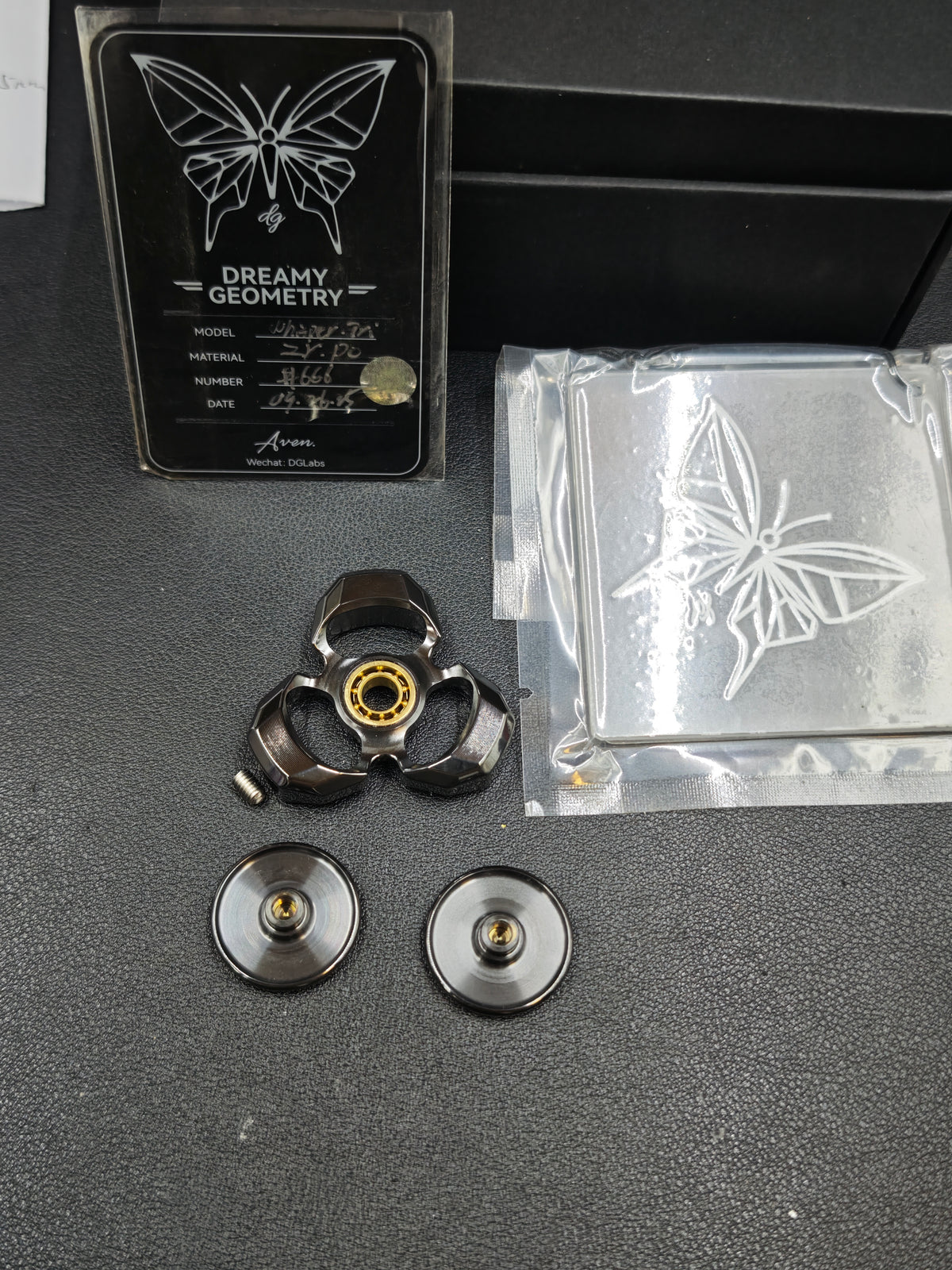 Whisper Duo Zirconium