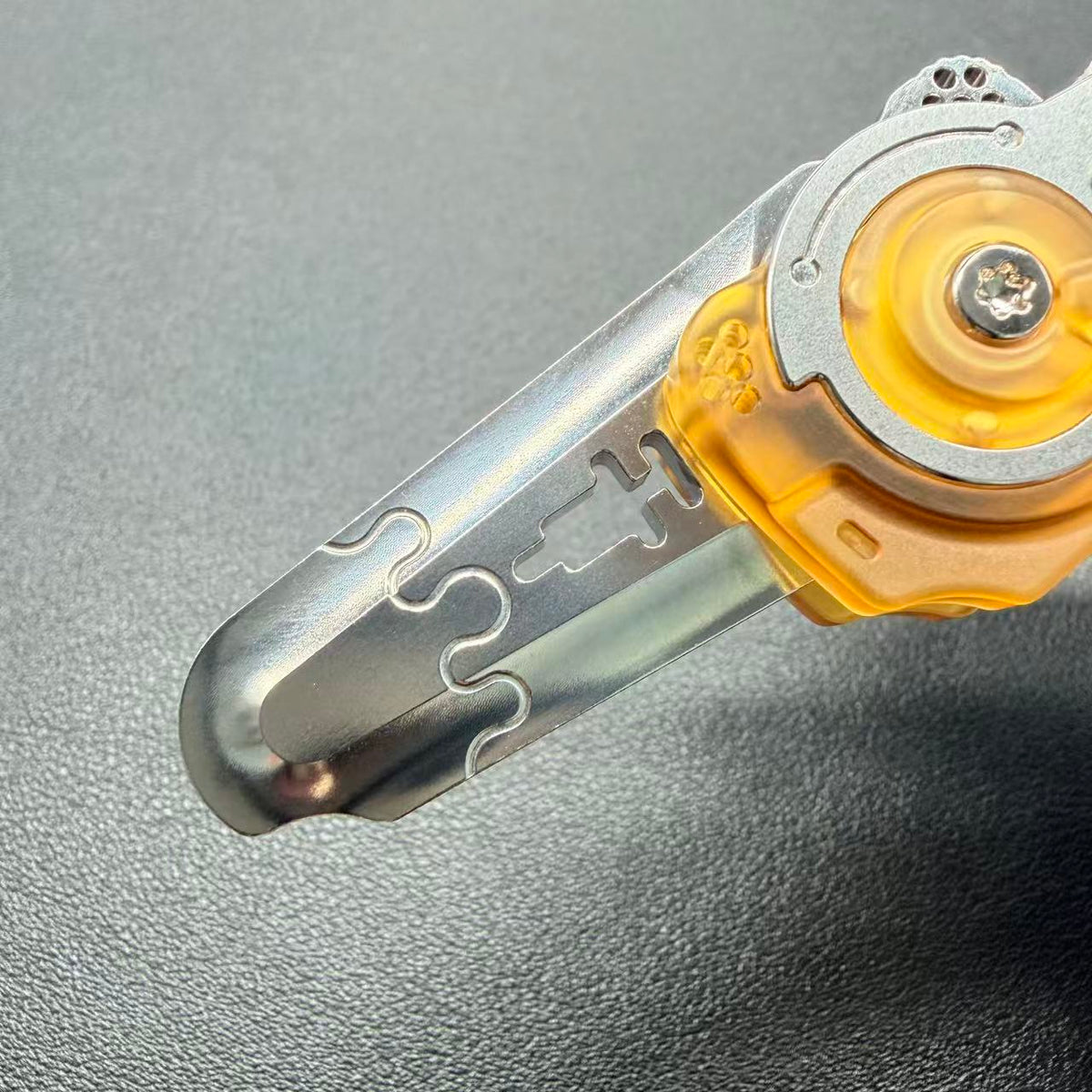 Dimension Slash Pry Bar Titanium