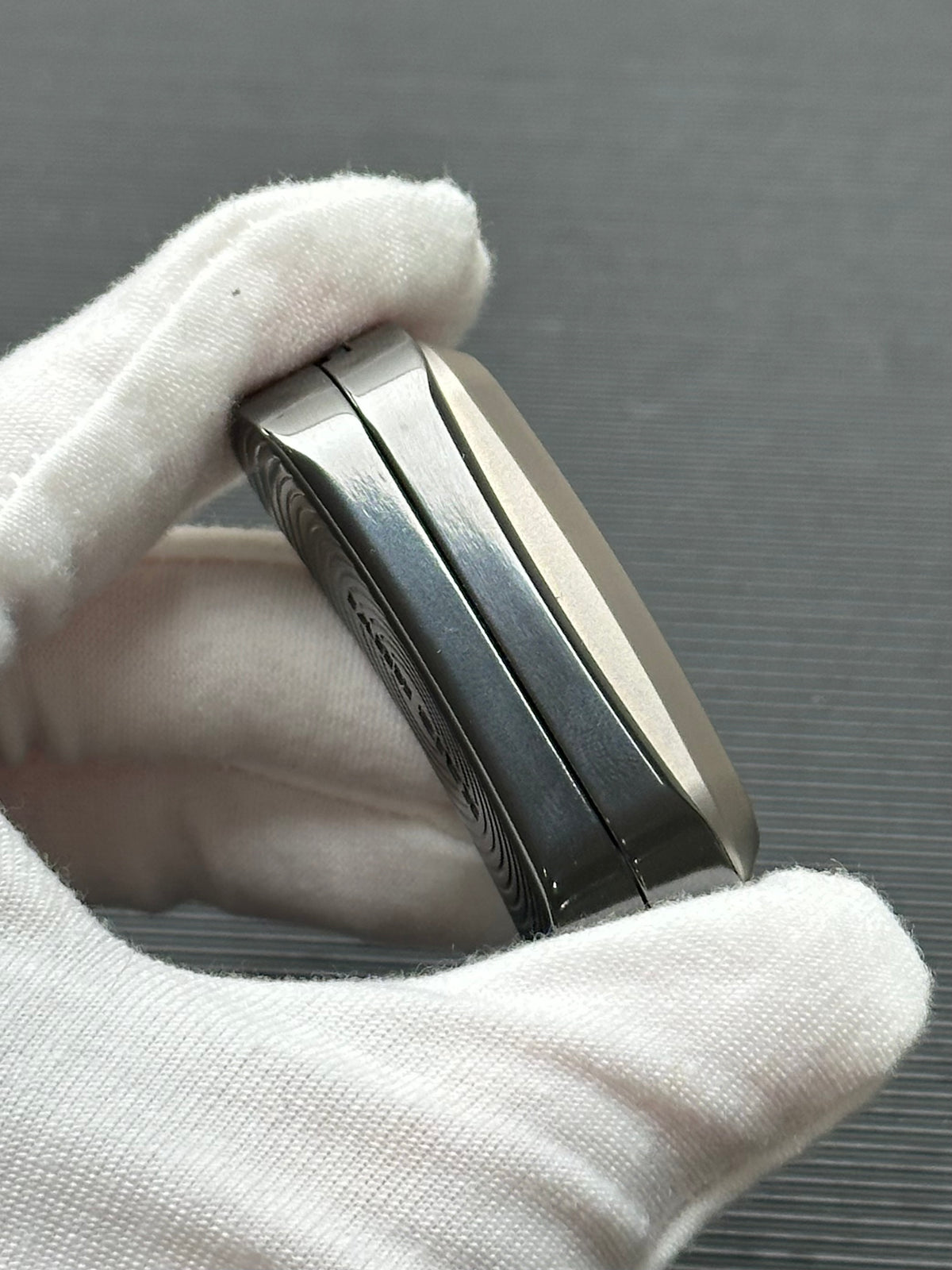 Ruyi RS Zirconium