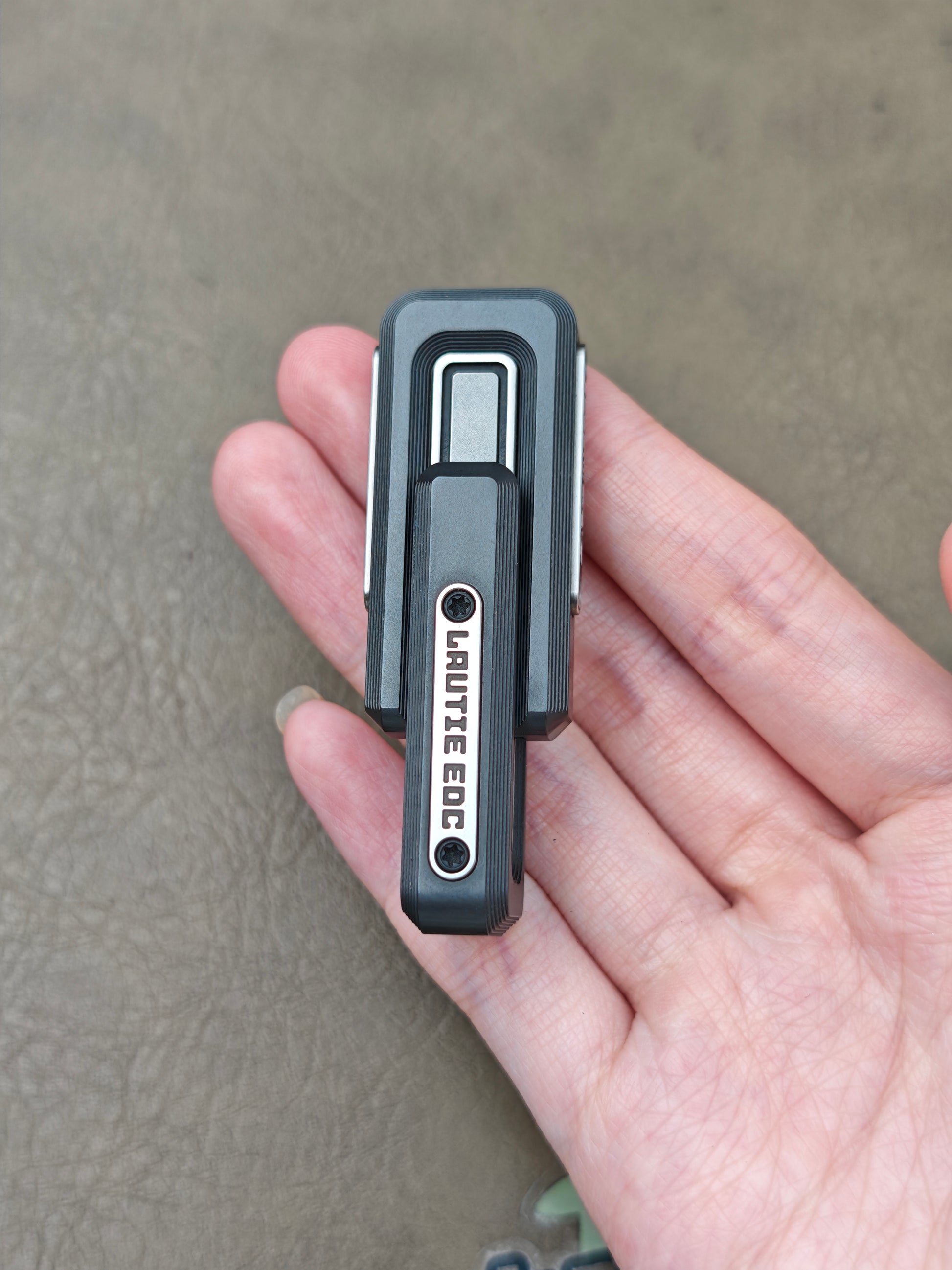 X Lock Zirconium Stainless Steel