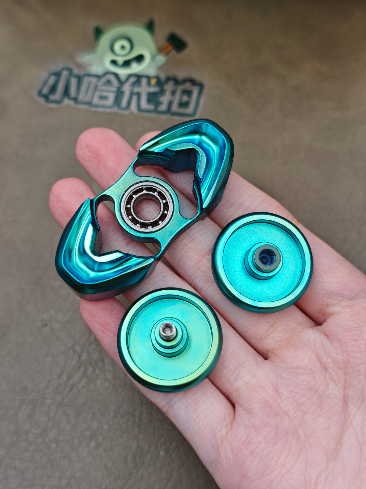 Pan Yixian Zirconium