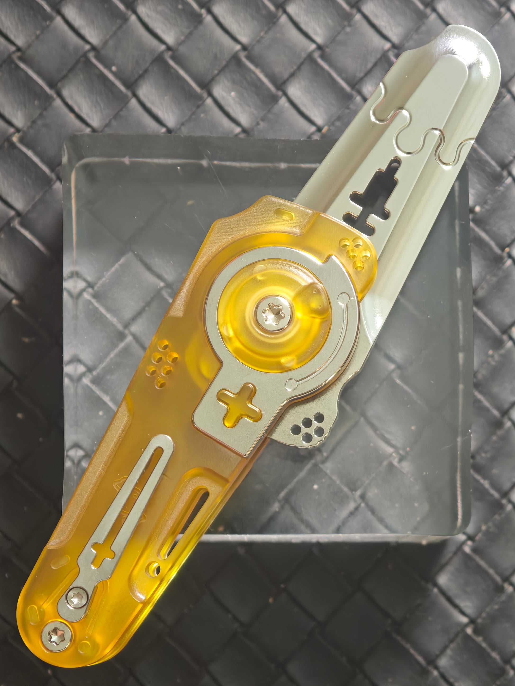 Dimension Slash Pry Bar PEI Titanium