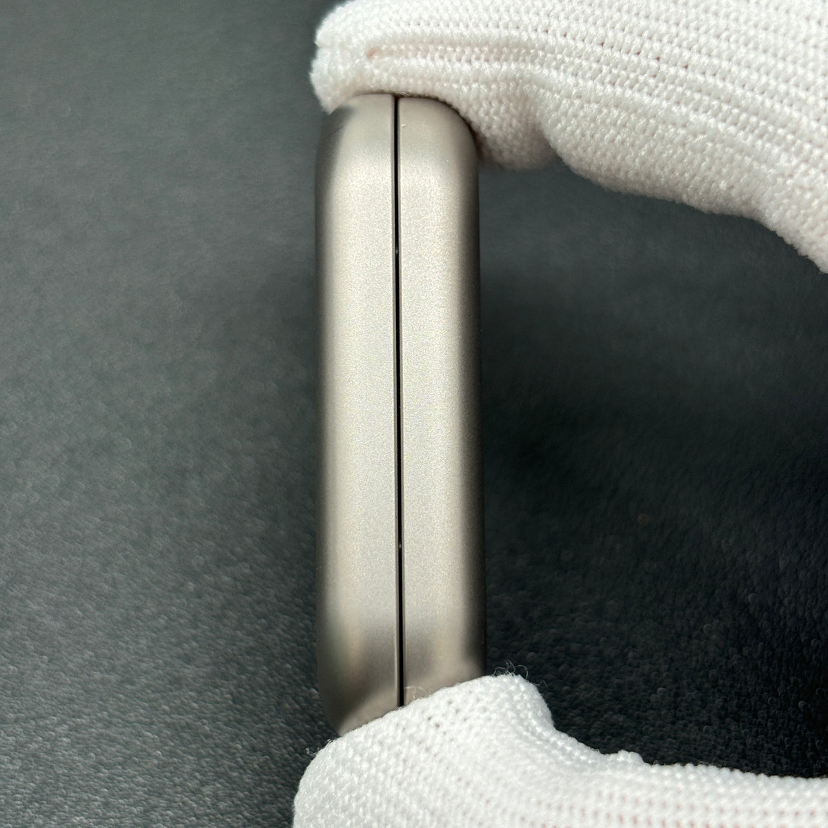 Floating Cloud Titanium Blasted