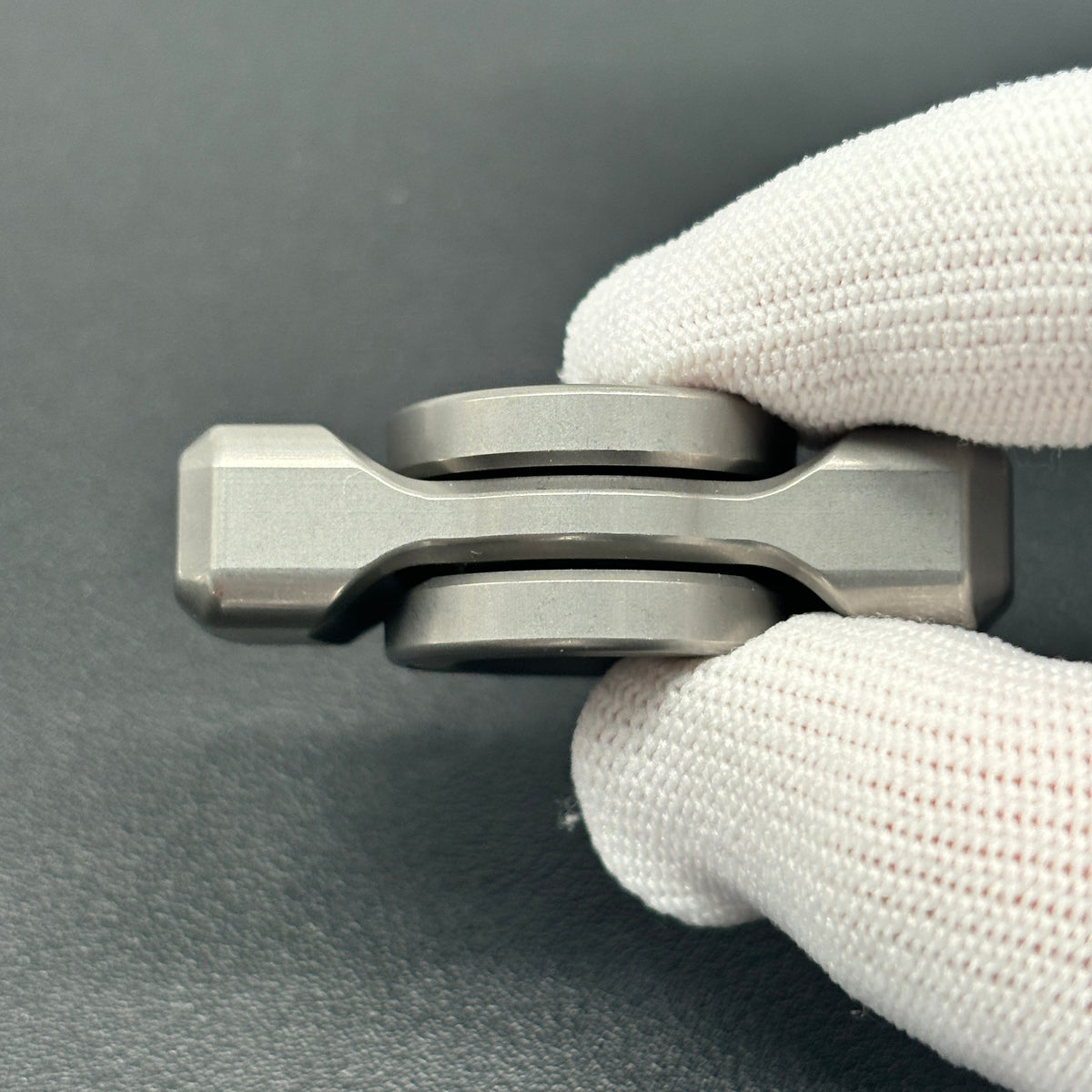 Floating Shadow Titanium