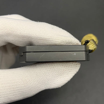 Plane Zirconium