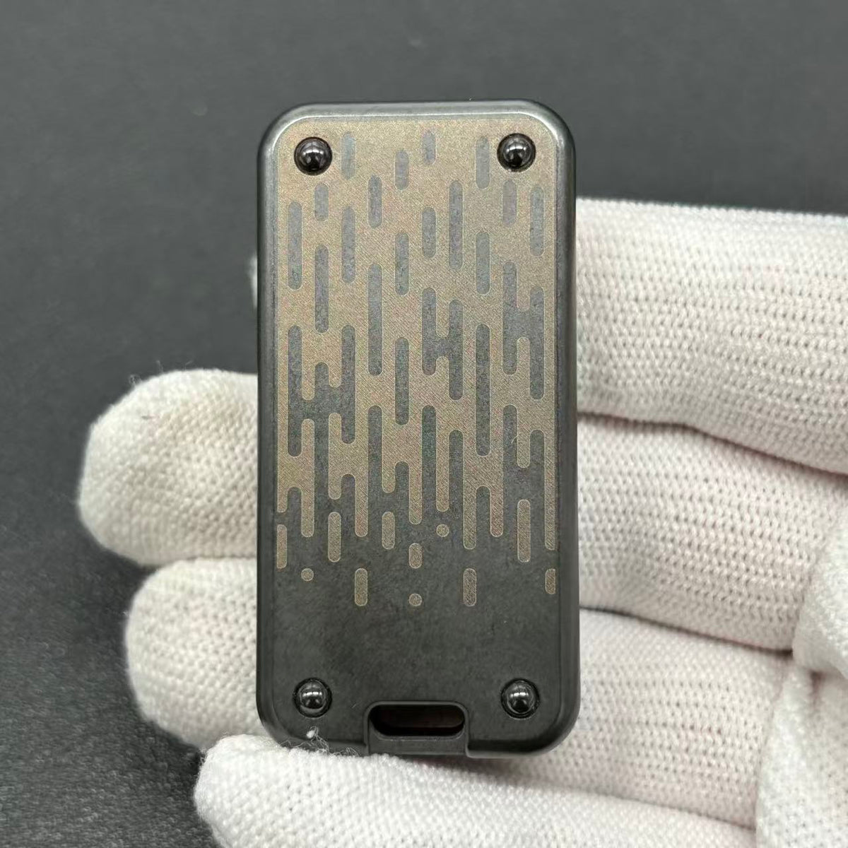 Pop Up Zirconium