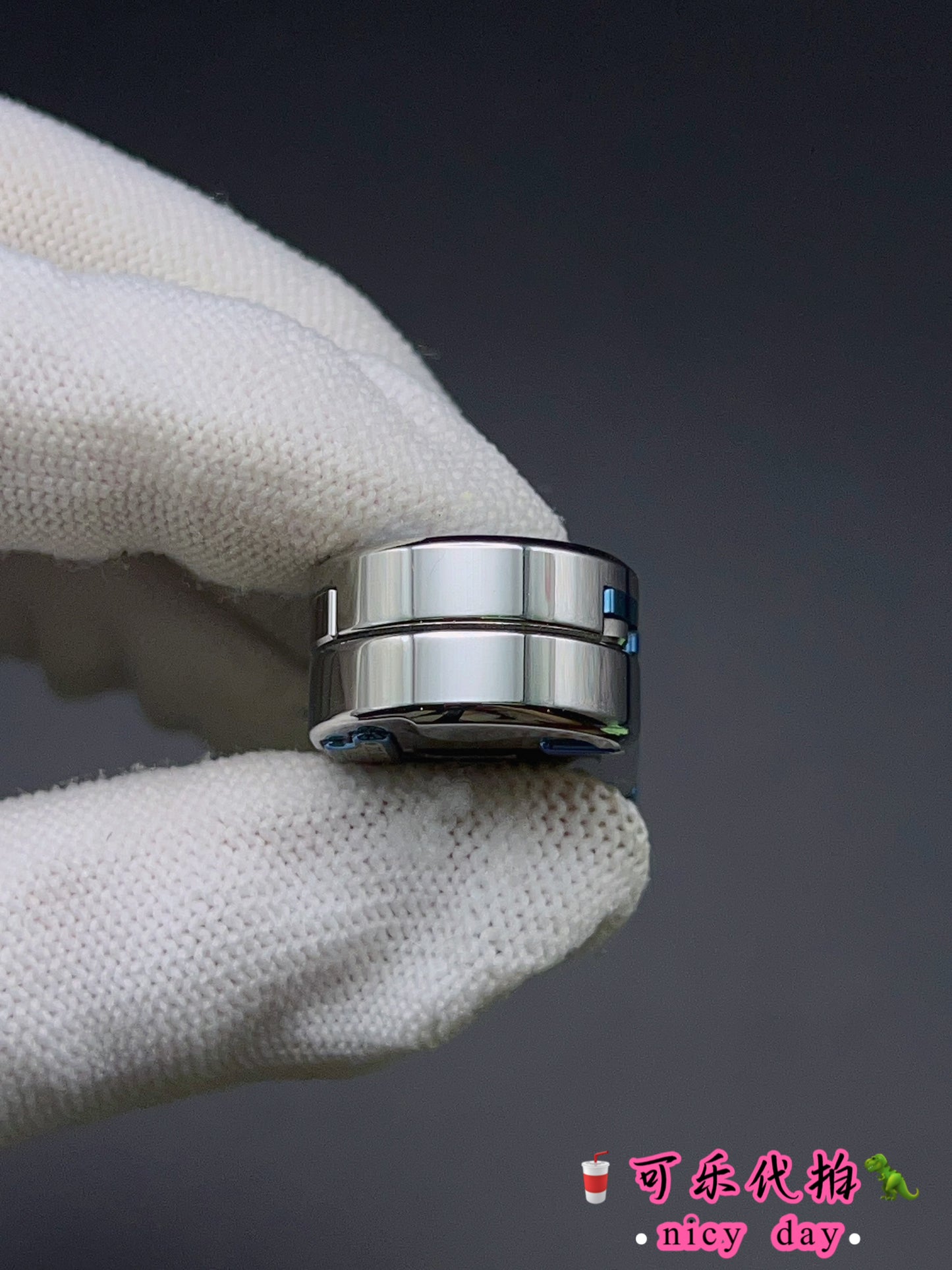 Top B Titanium