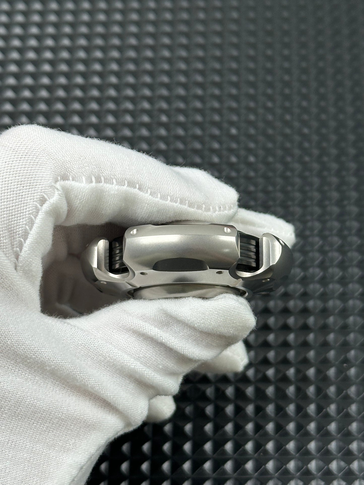 Resonance Stainless Steel