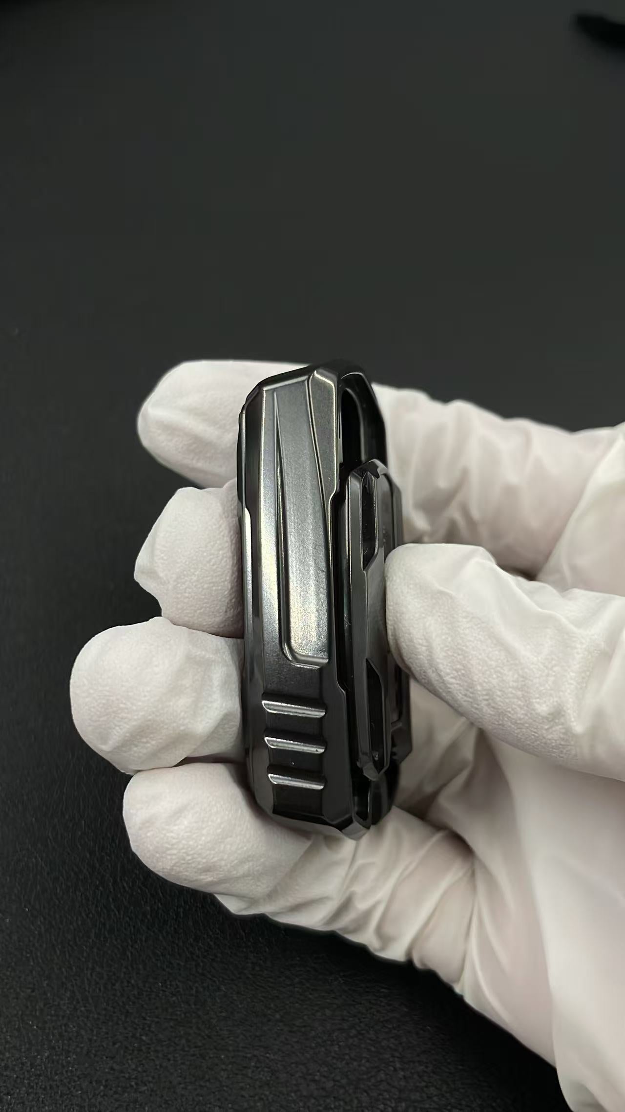 Thousand machines Zirconium Polished Limited Edition
