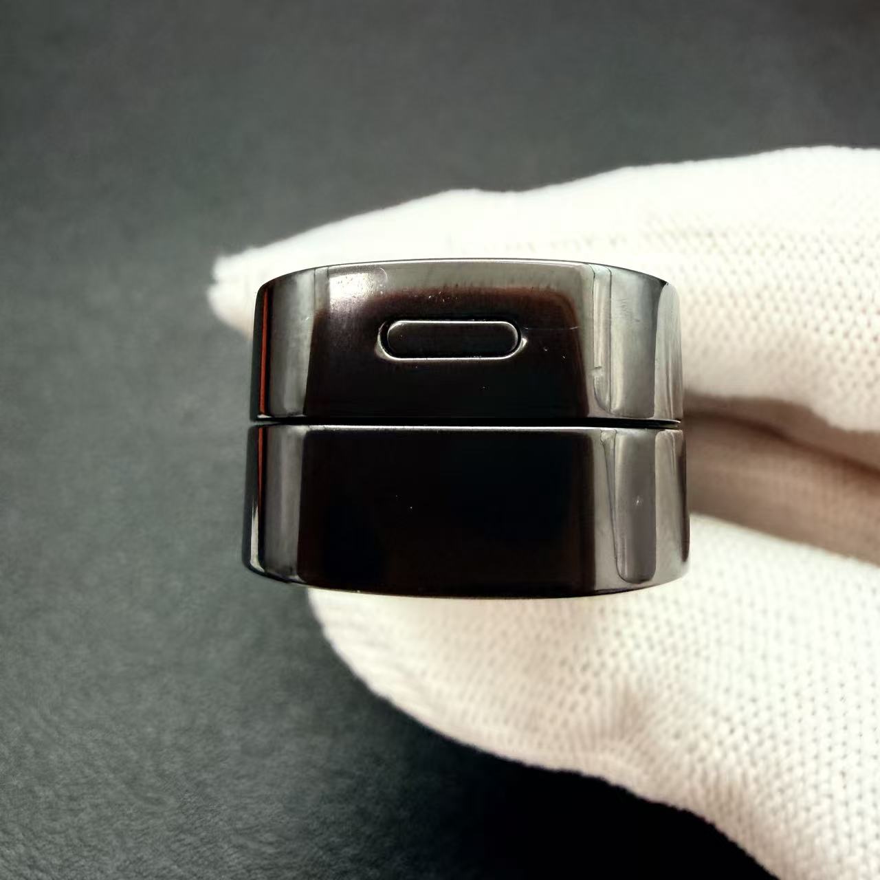 Feng Ling Zirconium
