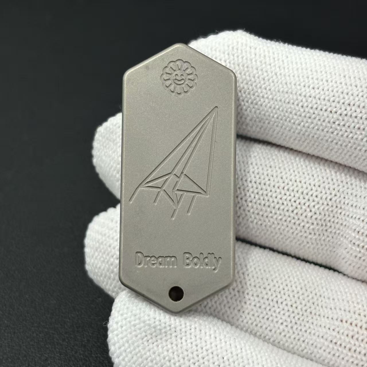 Plane Titanium