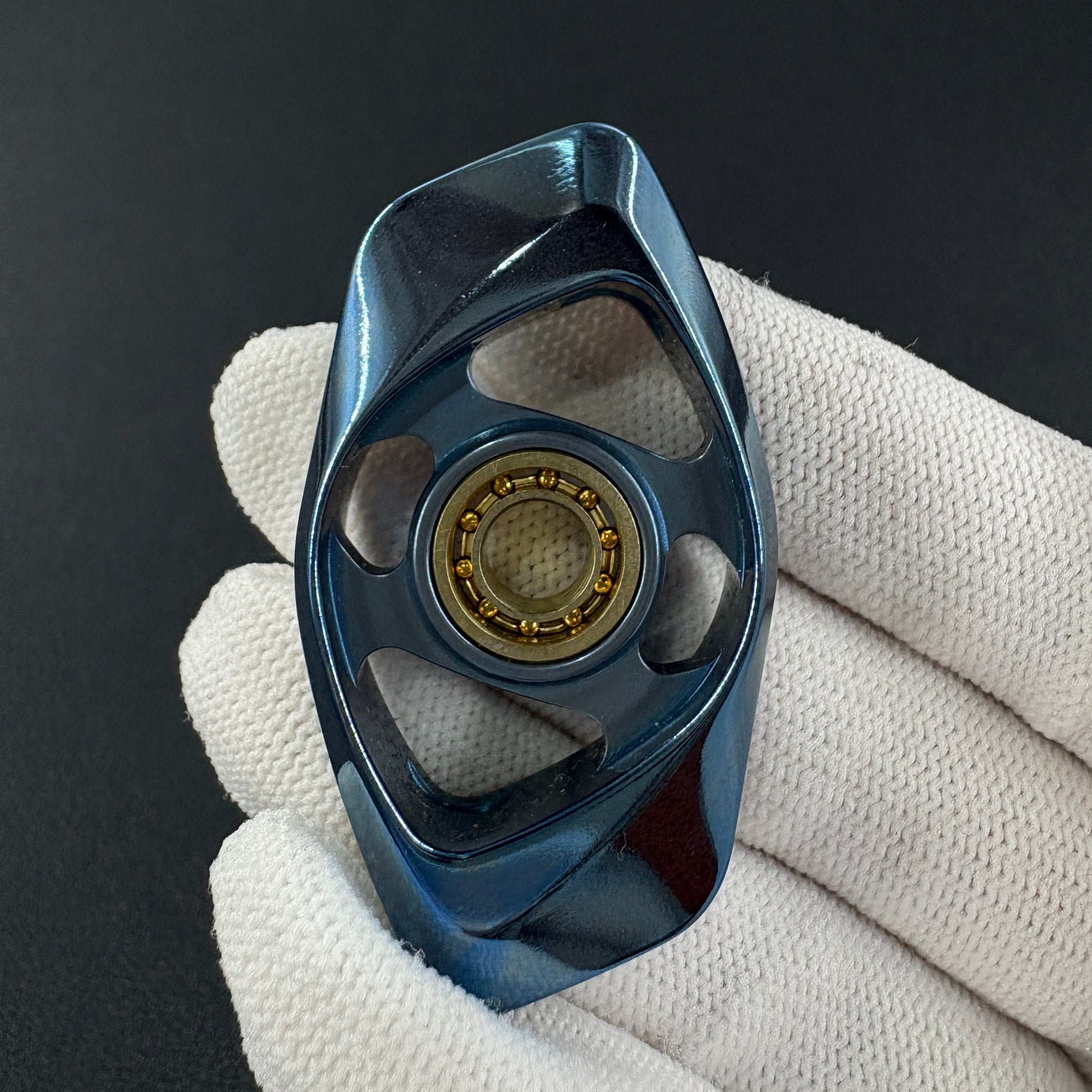 Phantom Dual Leaf Zirconium