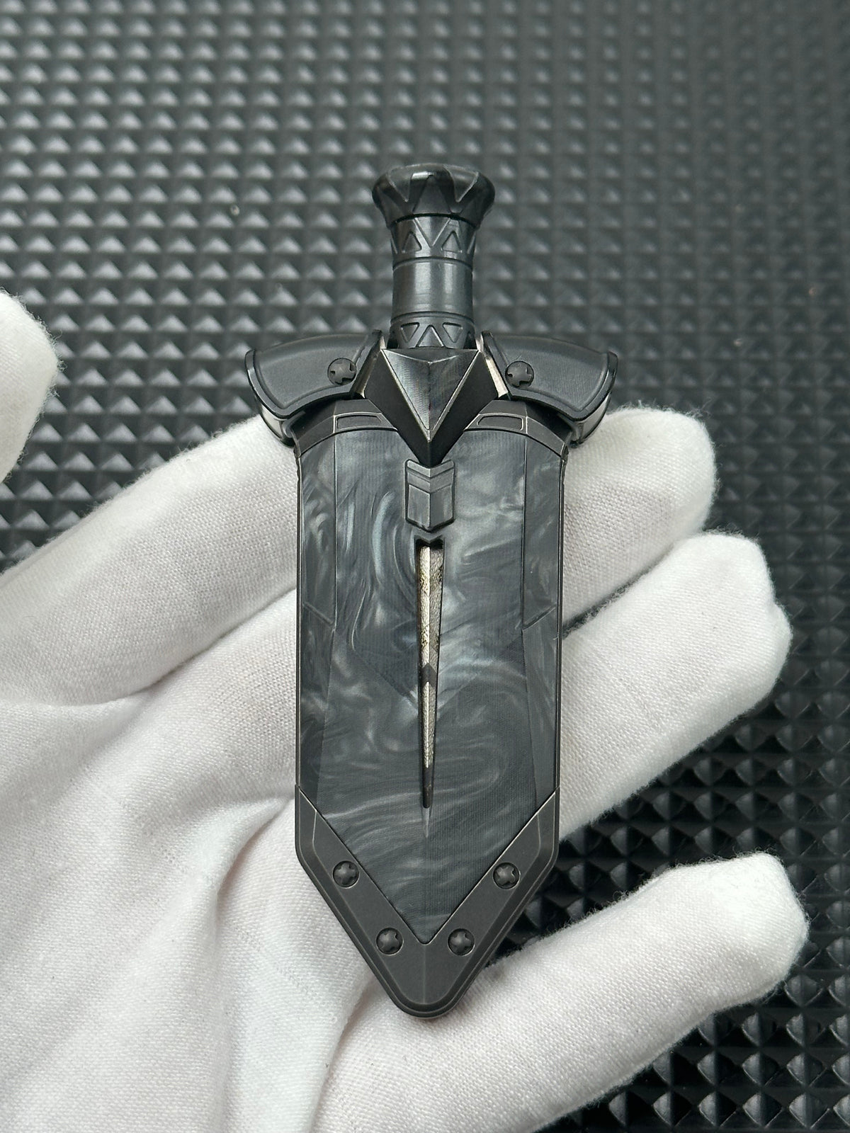 Aroundight G10