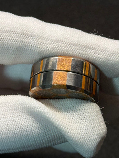 F2 Superconductor