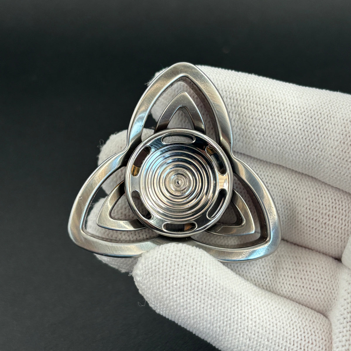 Twin Shadow Stainless Steel Polished