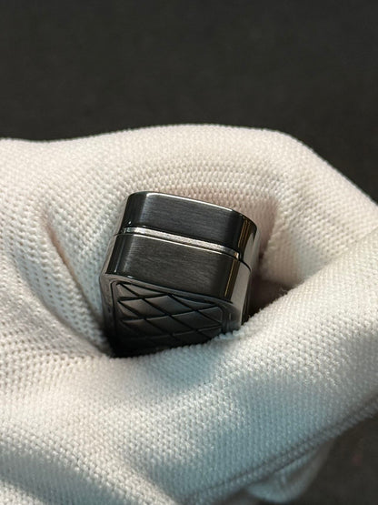 Feng Ling Zirconium Color-Anodized Polished