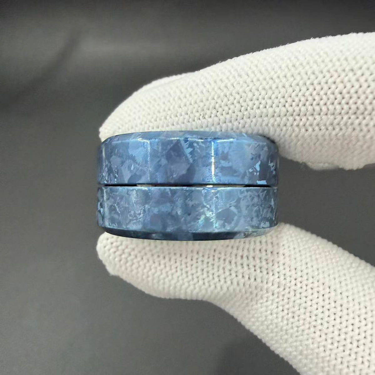 F2.8 Crystallized Titanium