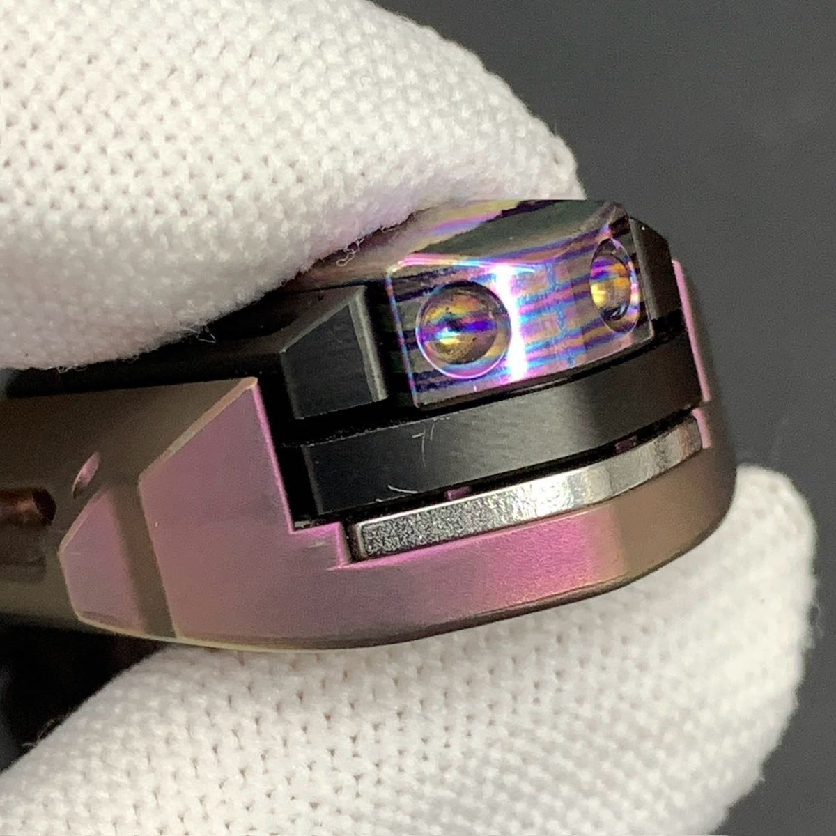 Roche Strike Titanium