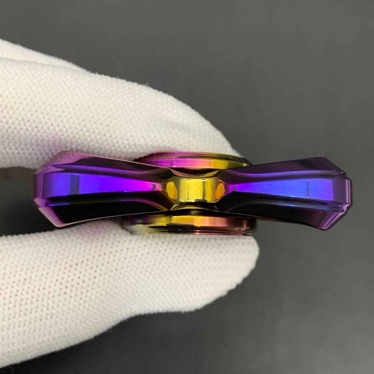 Cat's Eye Titanium