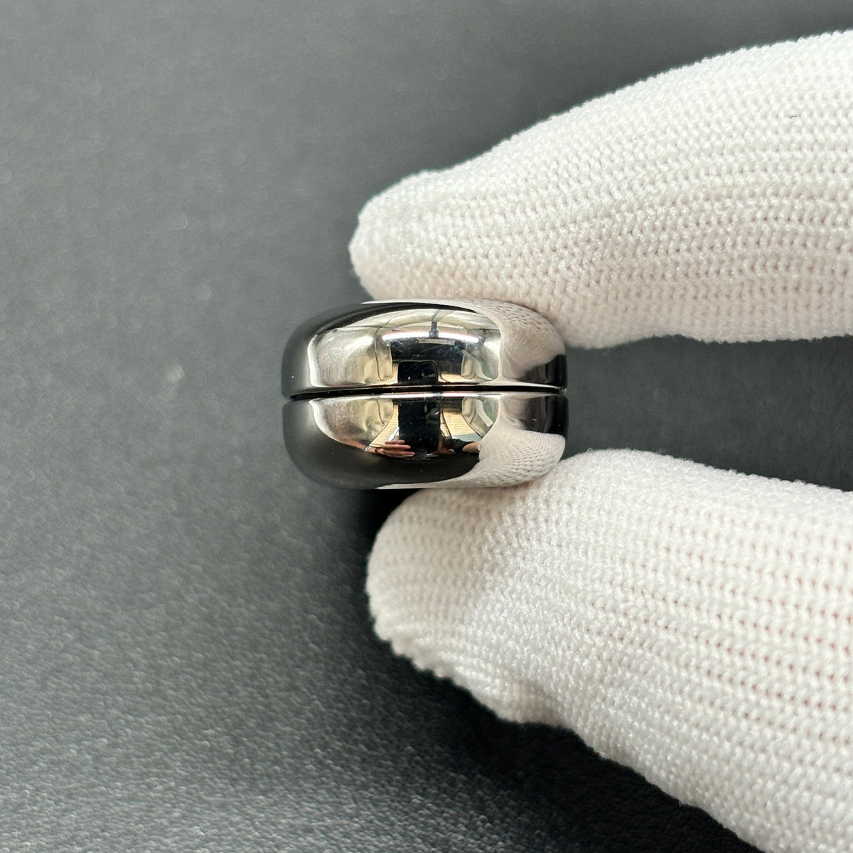 Floating Cloud Titanium Polished