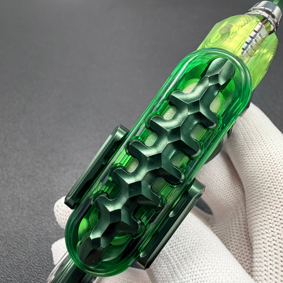 Symbiotic Bone Aluminum
