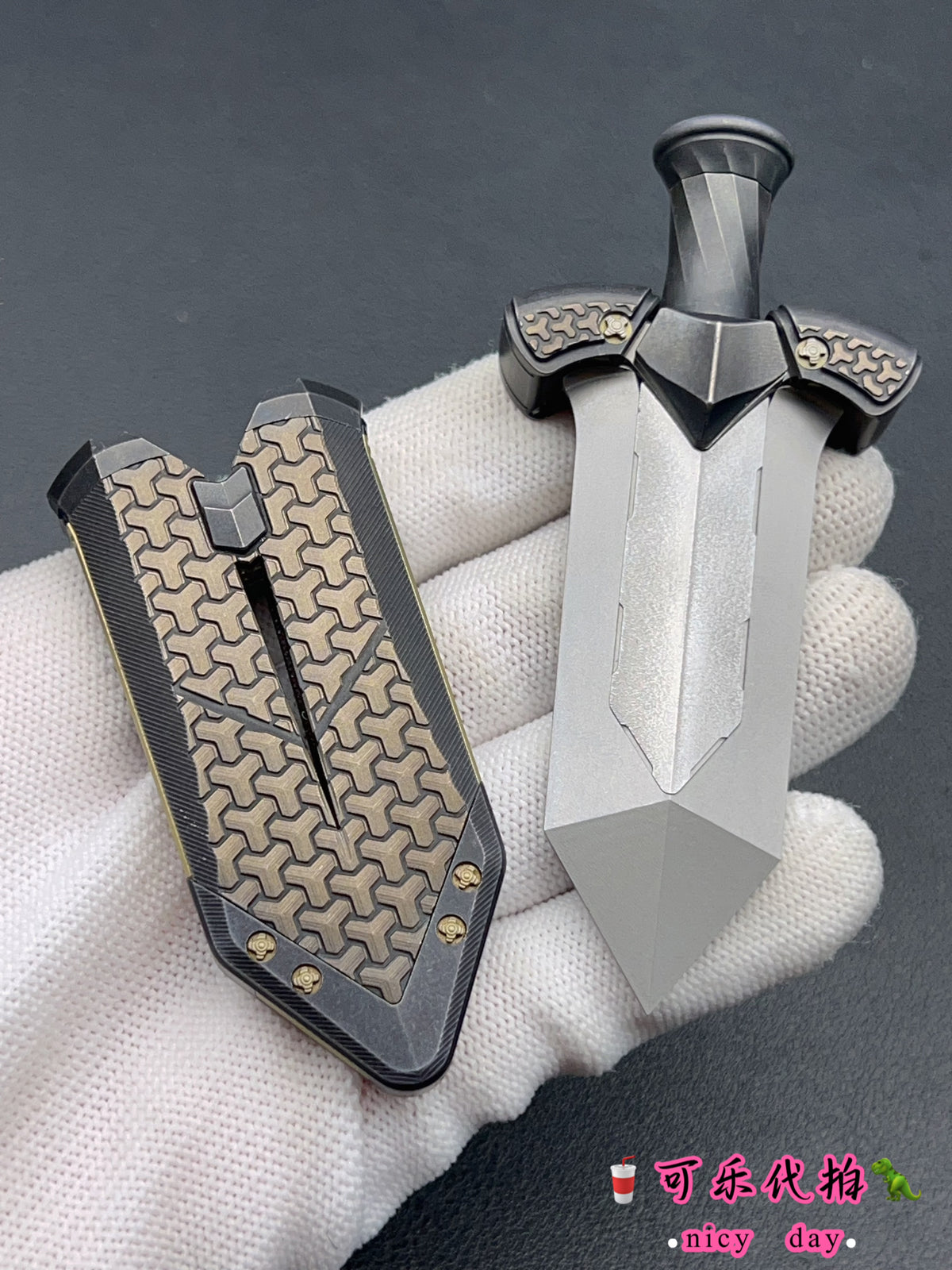 Pangolin General Lake Sword Titanium