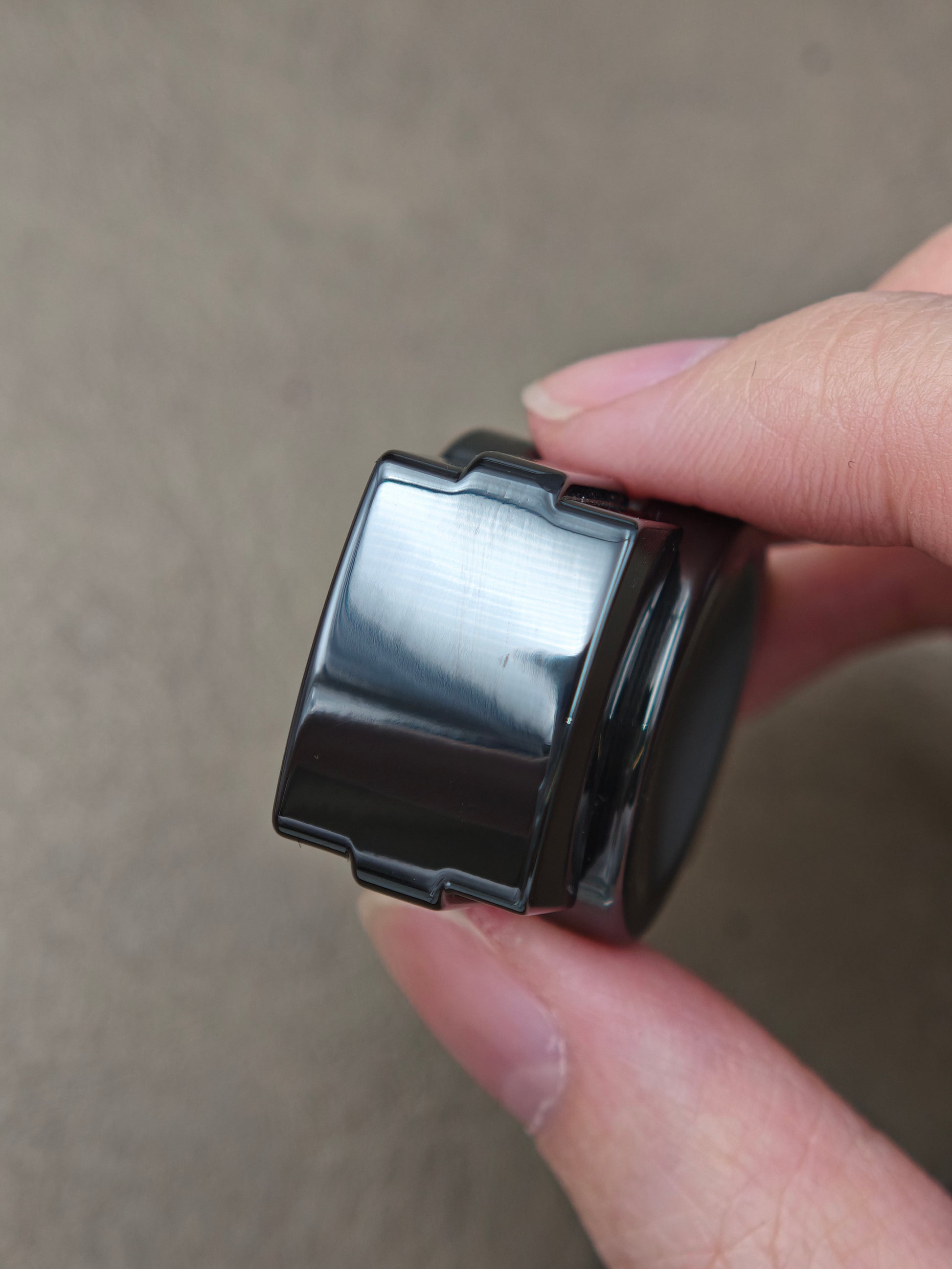 Moon M2 Zirconium