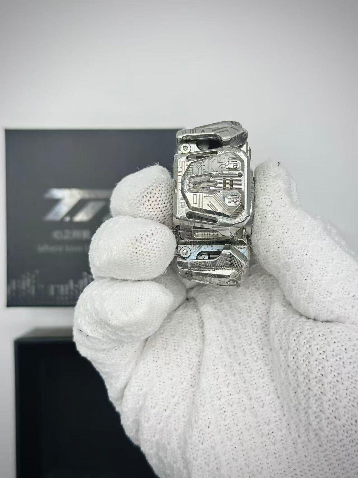 Ancient Iron Shell Opening Stainless Steel Engraved