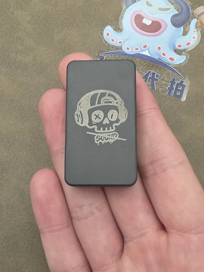 Mute Zirconium