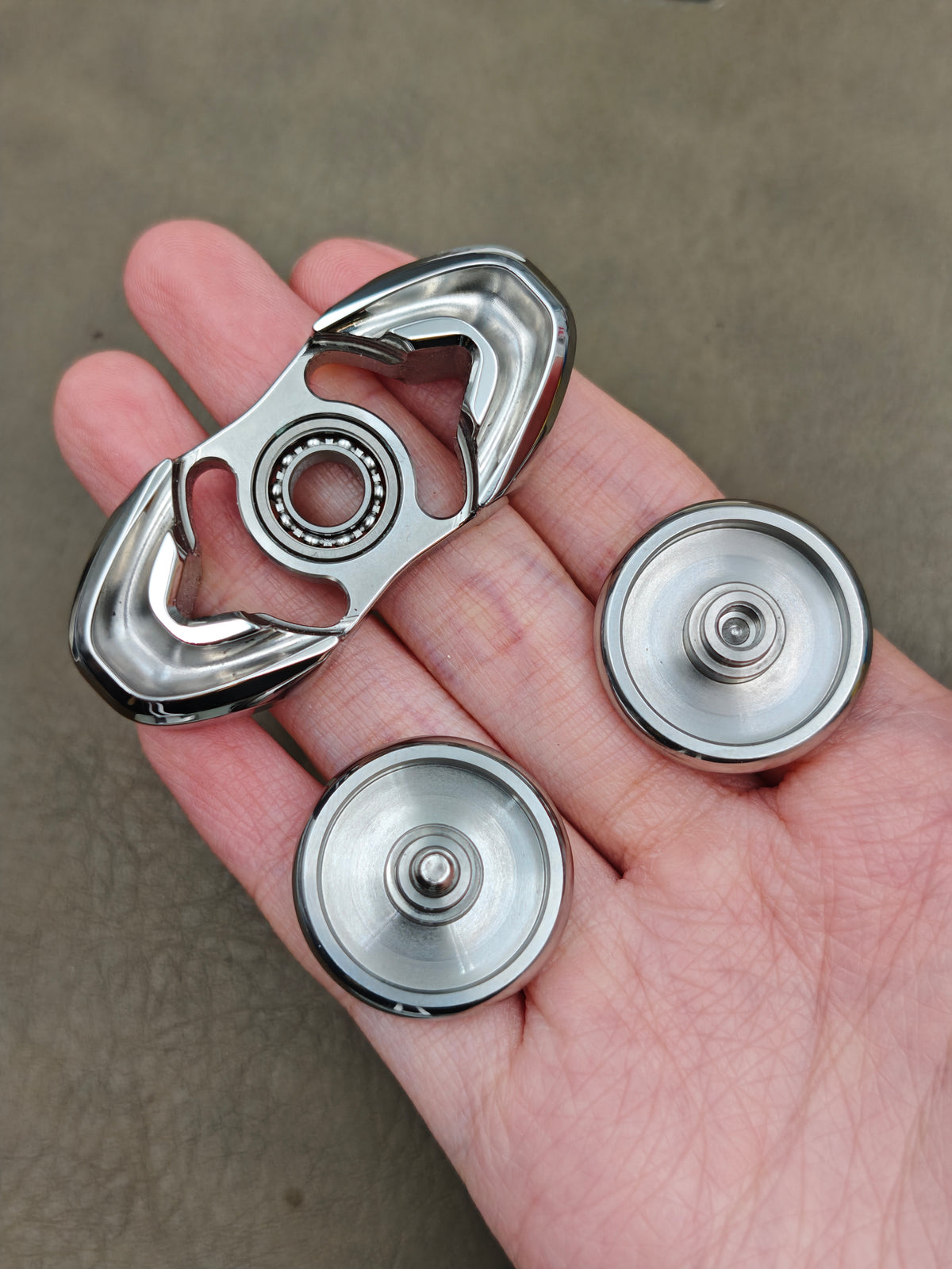 Pan Yixian Stainless Steel Polished