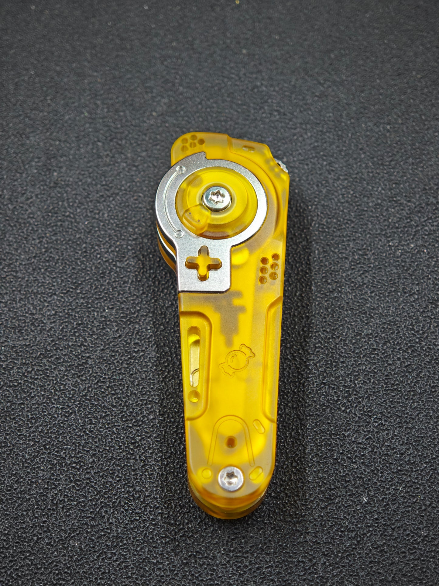 Dimension Slash Pry Bar Titanium PEI